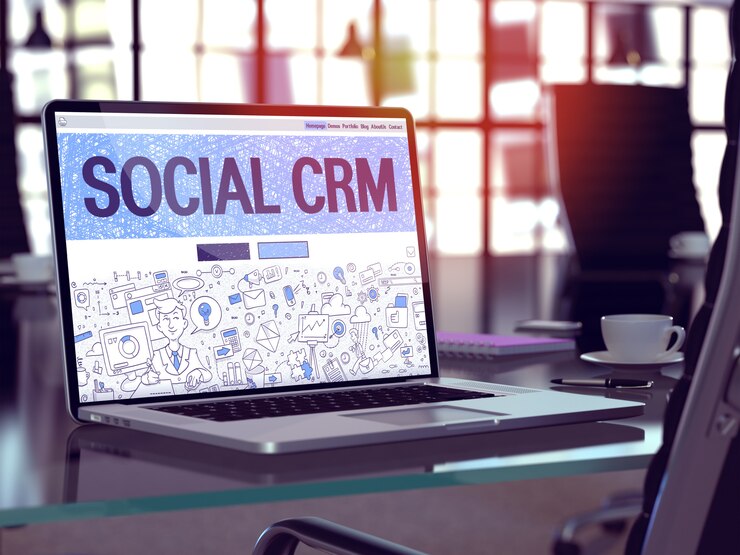 اجتماعی و روند CRM